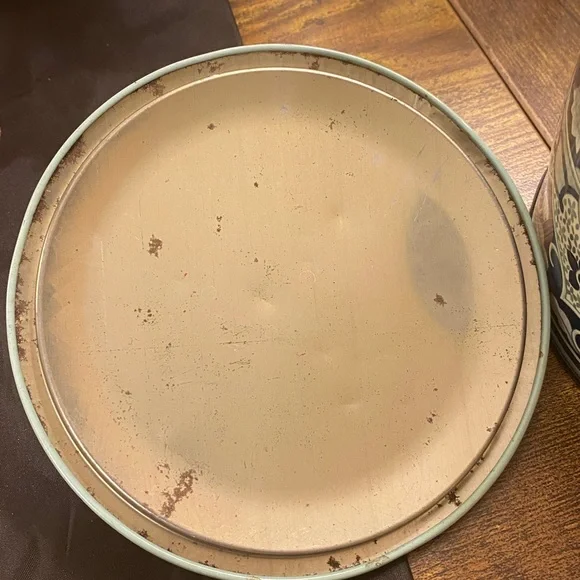VINTAGE Daher Decorative Tin Canister Made In England 5.5 X 5 Lid Turquoise BLUE - Picture 4 of 5
